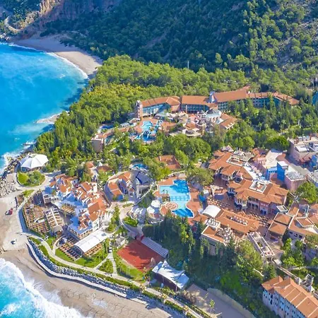 Hotel Liberty Lykia 5*