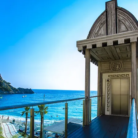 Hotel Liberty Lykia 5*